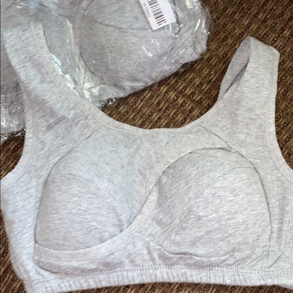 Sports Bras - Picture 1 of 3